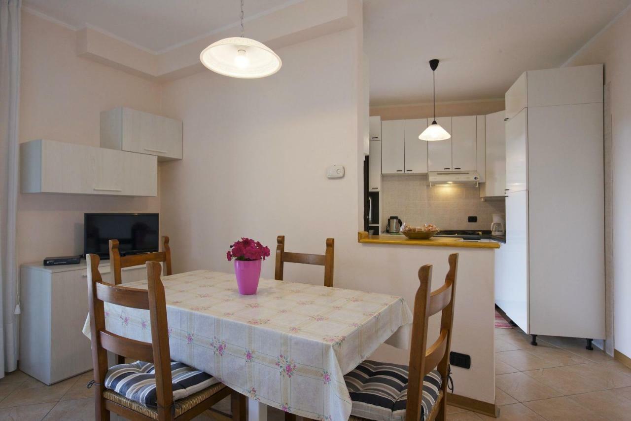 La Florida Apartment Ameno ภายนอก รูปภาพ